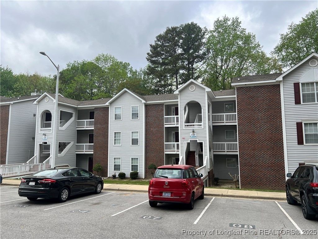 241 Waterdown Drive 11, Fayetteville, NC 28314