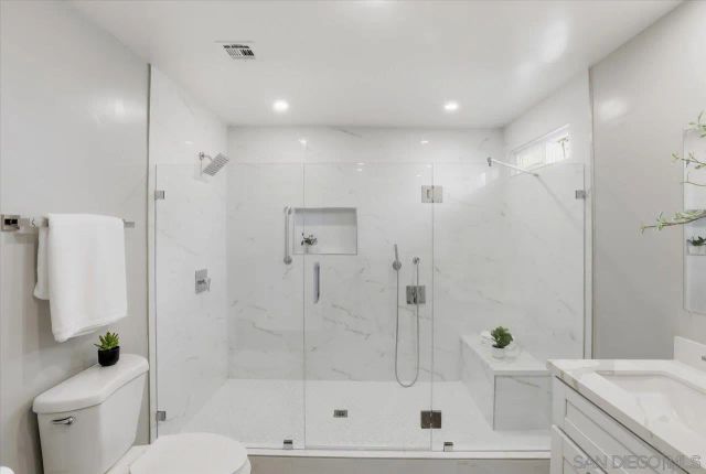 7023 San Bartolo 41, Carlsbad, CA 92011