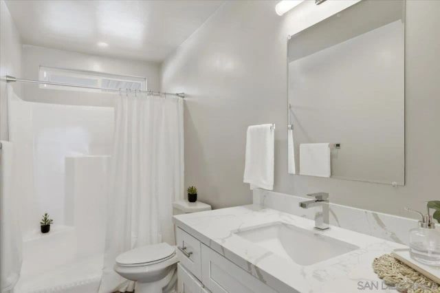 7023 San Bartolo 41, Carlsbad, CA 92011