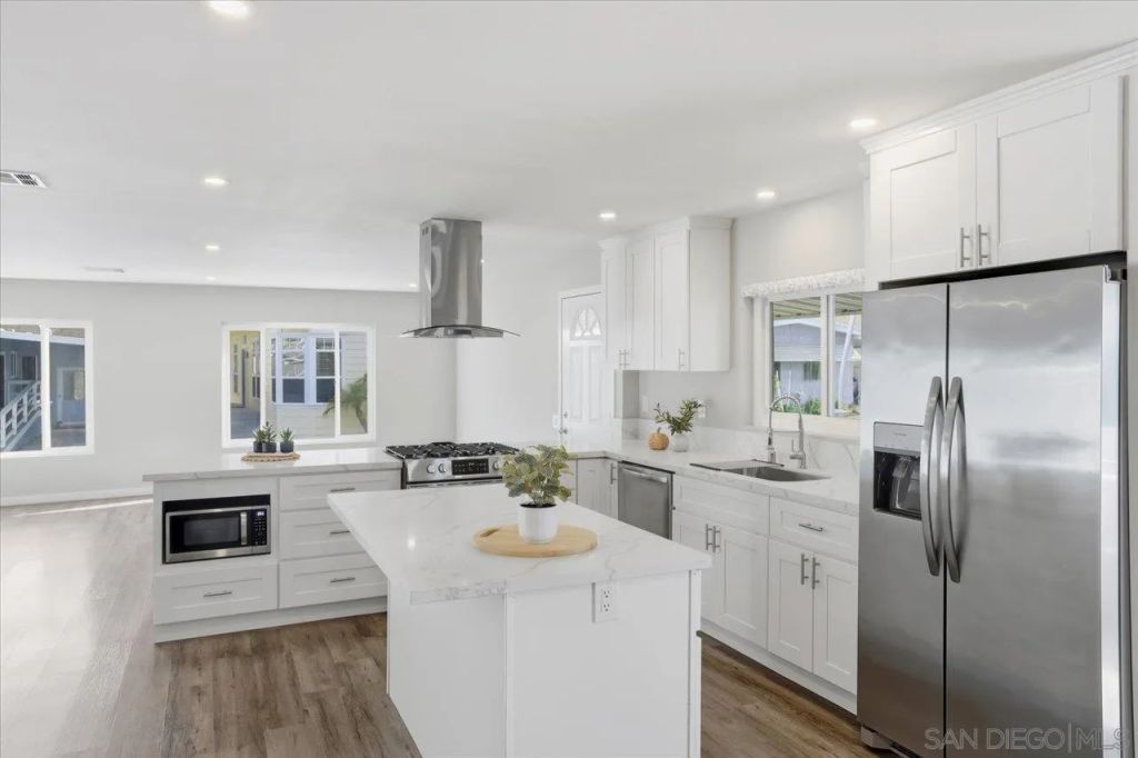 7023 San Bartolo 41, Carlsbad, CA 92011