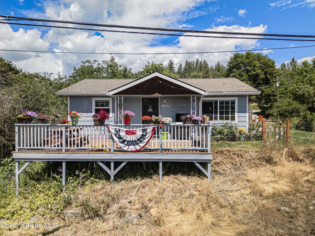 6511 Comanche St, Bonners Ferry, ID 83805