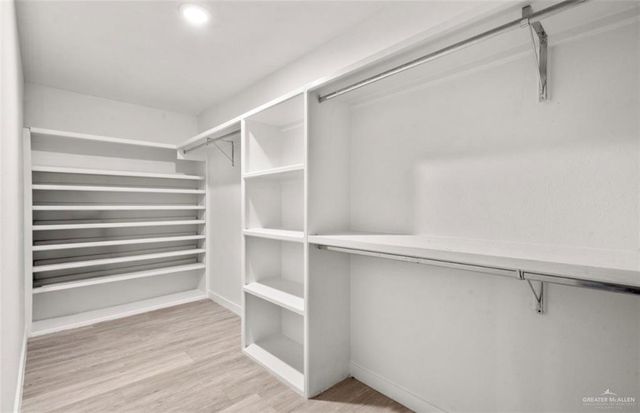 502 N 7th Street, Alamo, TX 78516