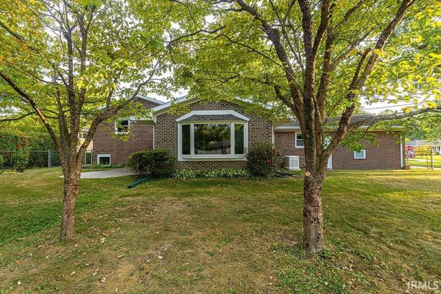 3700 Herndon Drive, Evansville, IN 47715