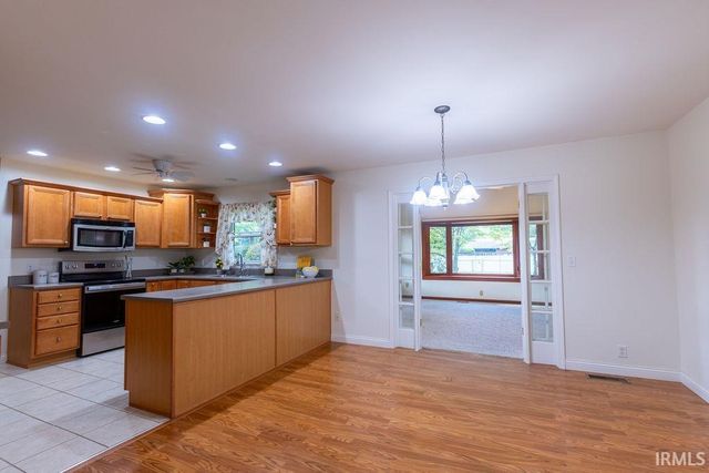 3700 Herndon Drive, Evansville, IN 47715