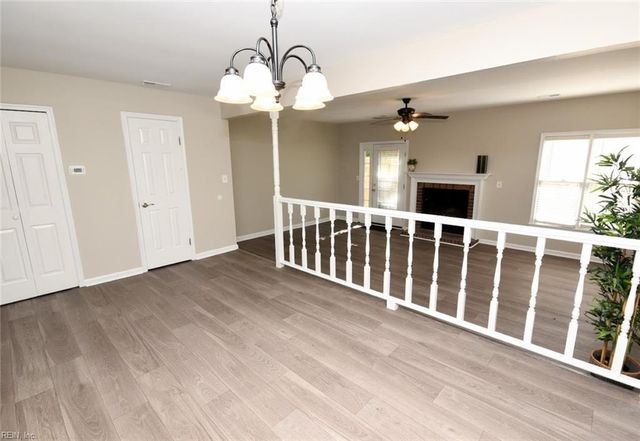 4025 Roebling LN, Virginia Beach, VA 23452