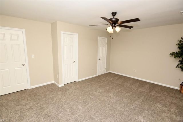 4025 Roebling LN, Virginia Beach, VA 23452