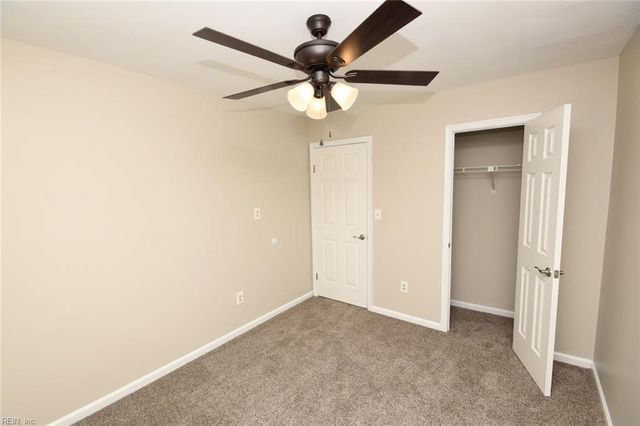 4025 Roebling LN, Virginia Beach, VA 23452