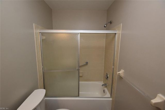 4025 Roebling LN, Virginia Beach, VA 23452