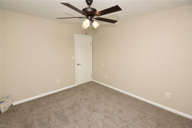 4025 Roebling LN, Virginia Beach, VA 23452