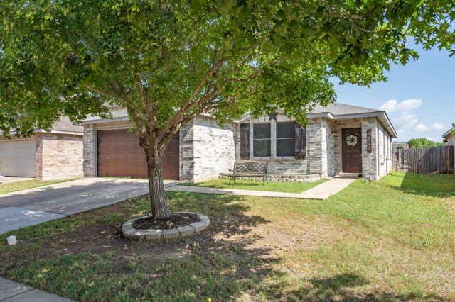 1973 Lariat Drive, Fort Worth, TX 76247