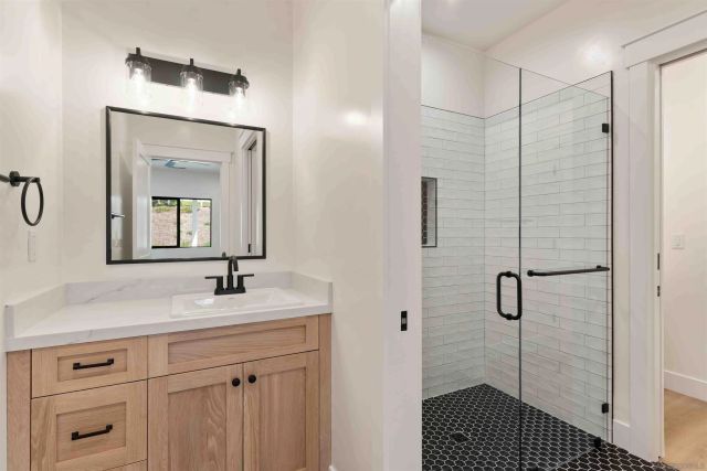 575 Twin Country Lane, Fallbrook, CA 92028