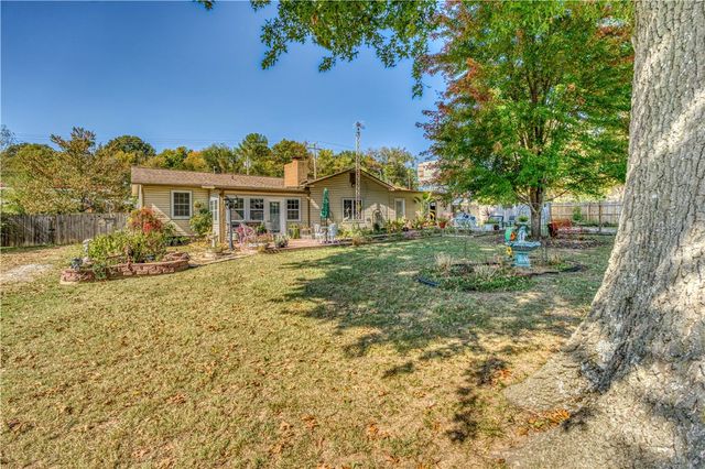 3983 S 7 Hwy, Harrison, AR 72601