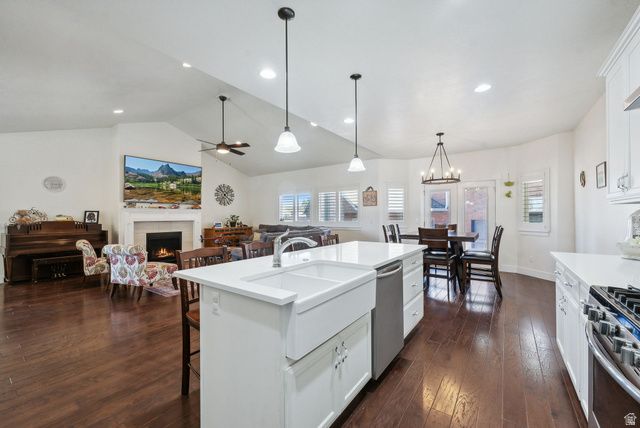 967 W YAMADA CT, Syracuse, UT 84075