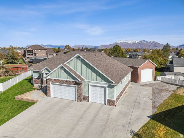 967 W YAMADA CT, Syracuse, UT 84075