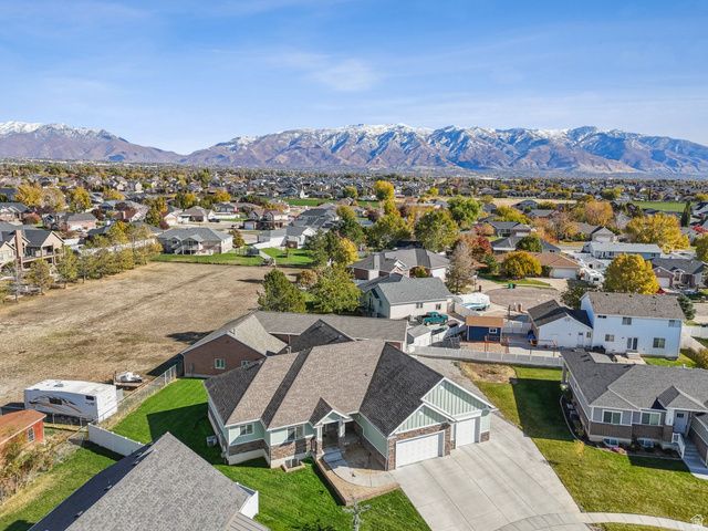 967 W YAMADA CT, Syracuse, UT 84075