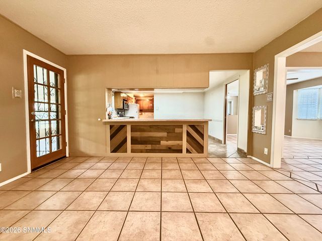 1650 Mariposa Drive, Las Cruces, NM 88001