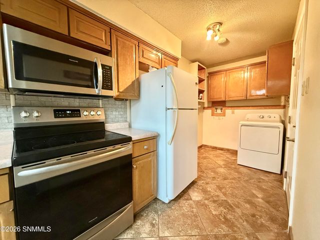 1650 Mariposa Drive, Las Cruces, NM 88001