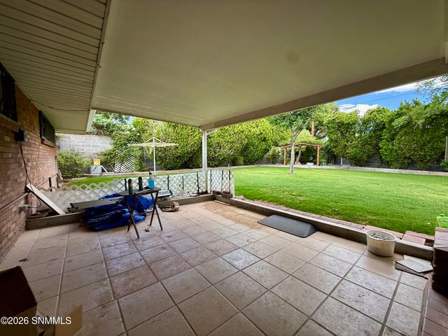 1650 Mariposa Drive, Las Cruces, NM 88001