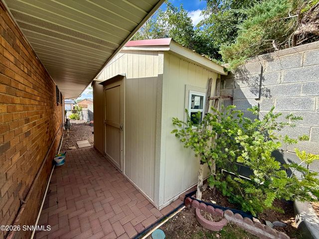 1650 Mariposa Drive, Las Cruces, NM 88001