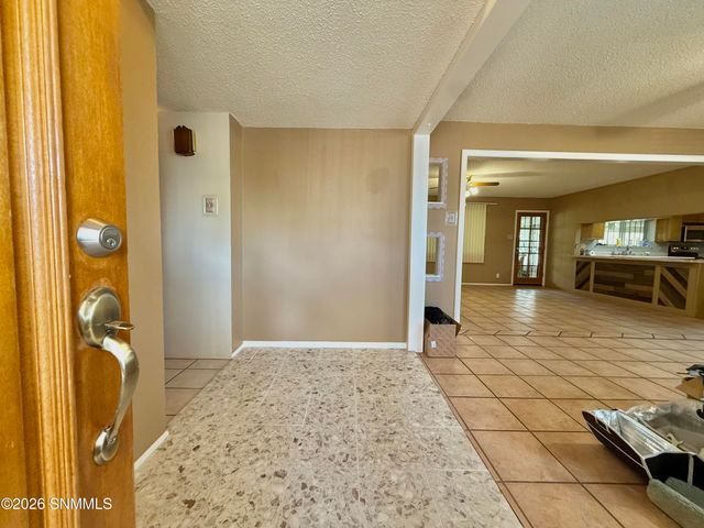 1650 Mariposa Drive, Las Cruces, NM 88001