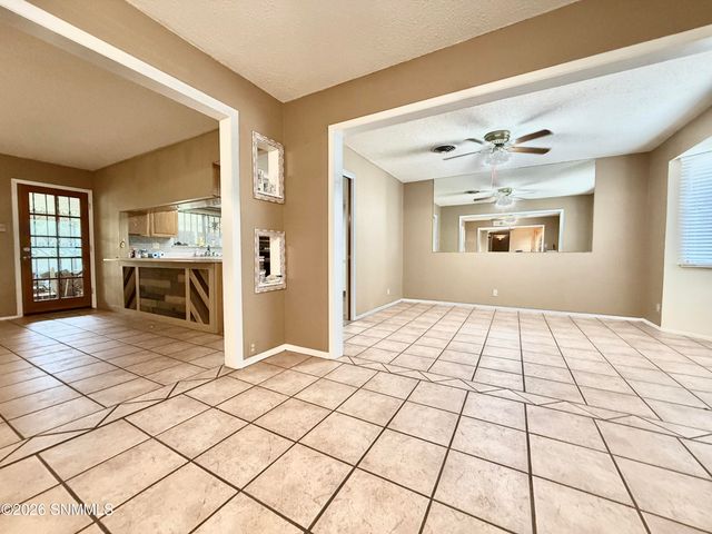 1650 Mariposa Drive, Las Cruces, NM 88001