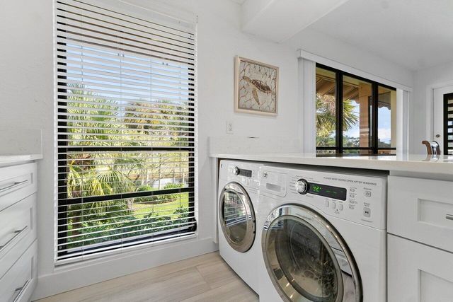 655 Brackenwood Cove, Palm Beach Gardens, FL 33418