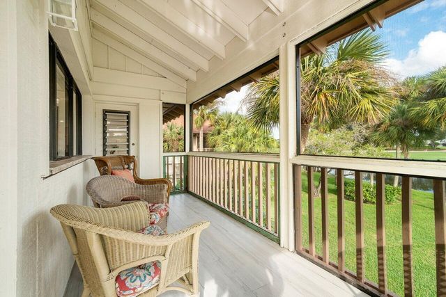 655 Brackenwood Cove, Palm Beach Gardens, FL 33418