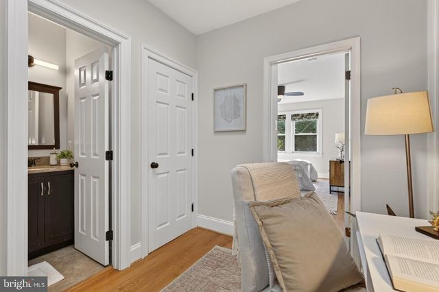 236 WARREN ST NE, Washington, DC 20002