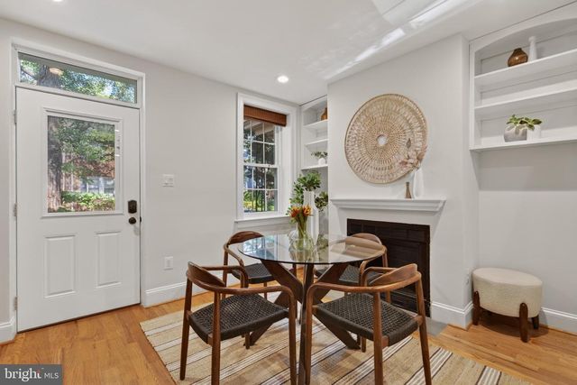 236 WARREN ST NE, Washington, DC 20002