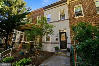 236 WARREN ST NE, Washington, DC 20002