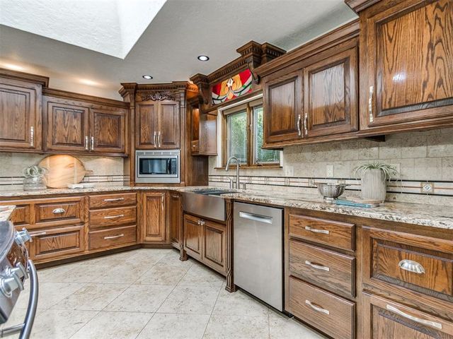 1509 S 29th Street, Chickasha, OK 73018