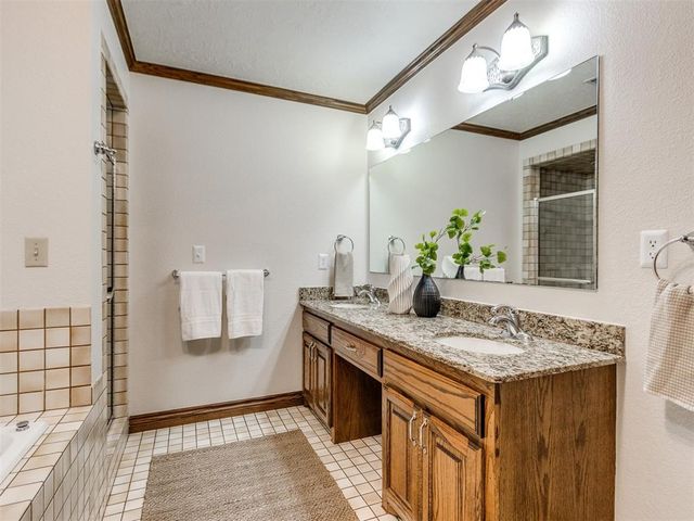 1509 S 29th Street, Chickasha, OK 73018