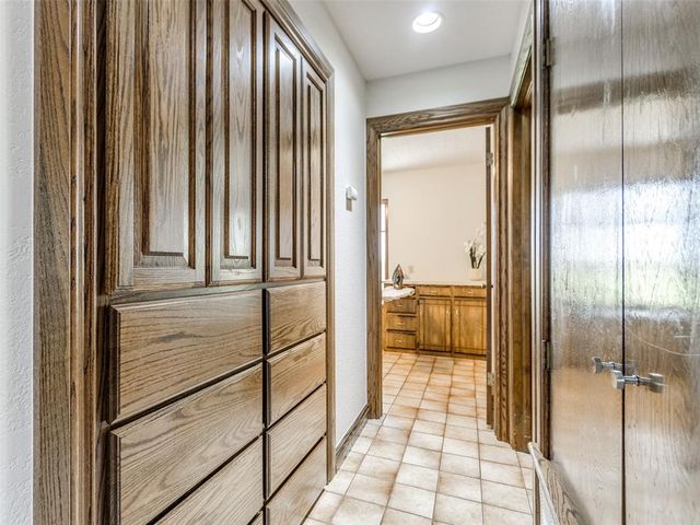 1509 S 29th Street, Chickasha, OK 73018