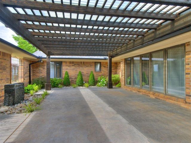 1509 S 29th Street, Chickasha, OK 73018