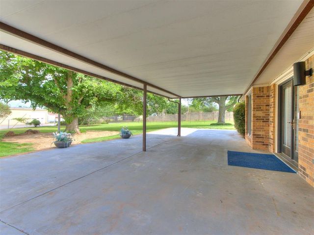 1509 S 29th Street, Chickasha, OK 73018