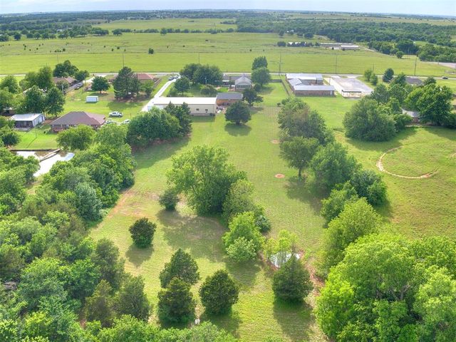 1509 S 29th Street, Chickasha, OK 73018