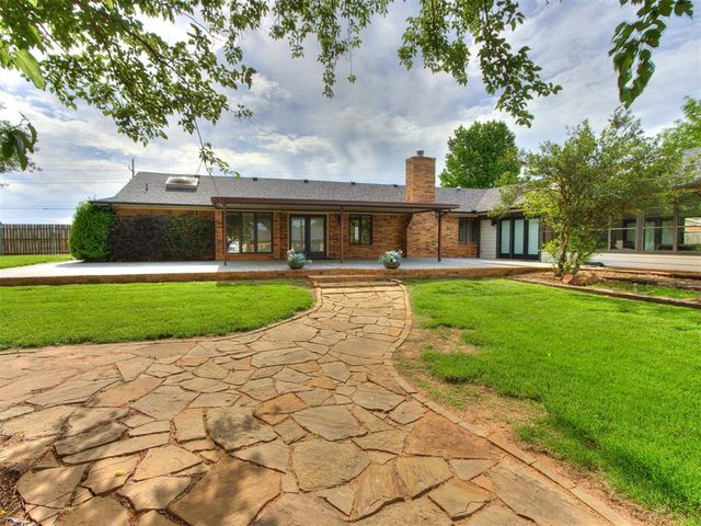 1509 S 29th Street, Chickasha, OK 73018