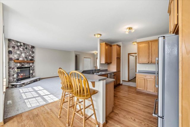 1709 Tumbleweed CIRCLE, West Bend, WI 53095