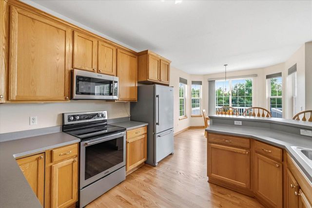 1709 Tumbleweed CIRCLE, West Bend, WI 53095