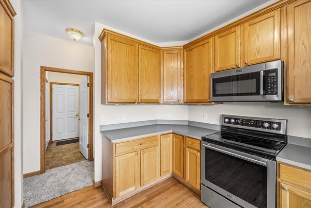 1709 Tumbleweed CIRCLE, West Bend, WI 53095