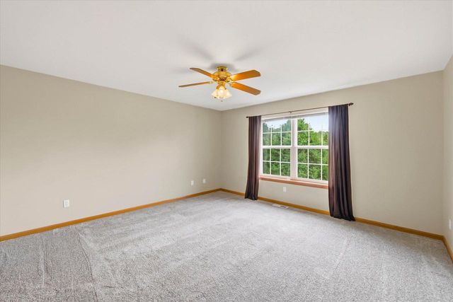1709 Tumbleweed CIRCLE, West Bend, WI 53095