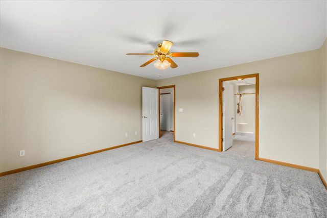 1709 Tumbleweed CIRCLE, West Bend, WI 53095