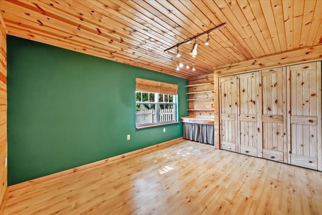 1709 Tumbleweed CIRCLE, West Bend, WI 53095