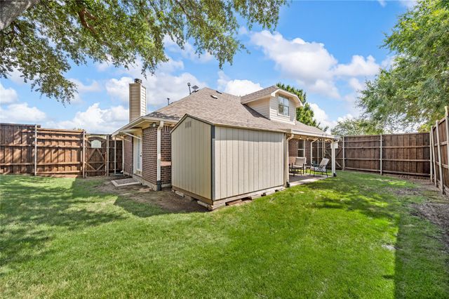 2212 Pinto Lane, Lewisville, TX 75067