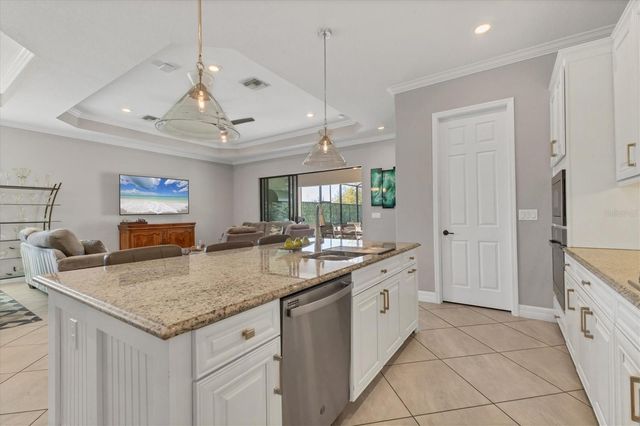 6070 BRANDON RUN, Bradenton, FL 34211