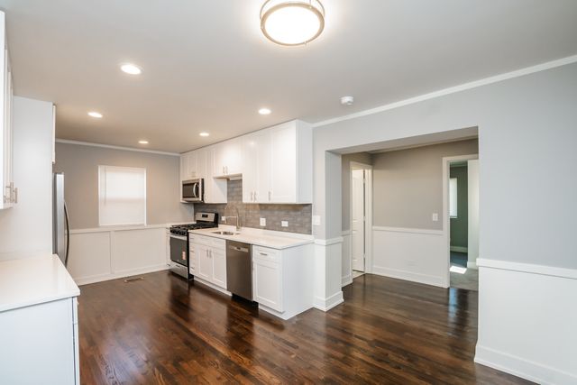 1244 W 115th Street, Chicago, IL 60643