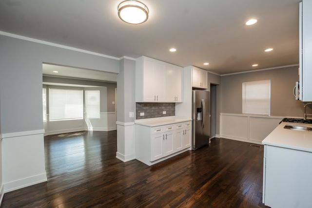 1244 W 115th Street, Chicago, IL 60643