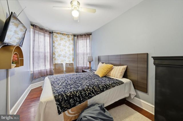 15 S FRONT ST, Darby, PA 19023