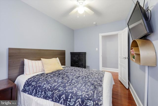 15 S FRONT ST, Darby, PA 19023