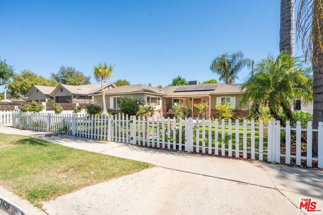 7426 Caldus Avenue, Los Angeles, CA 91406